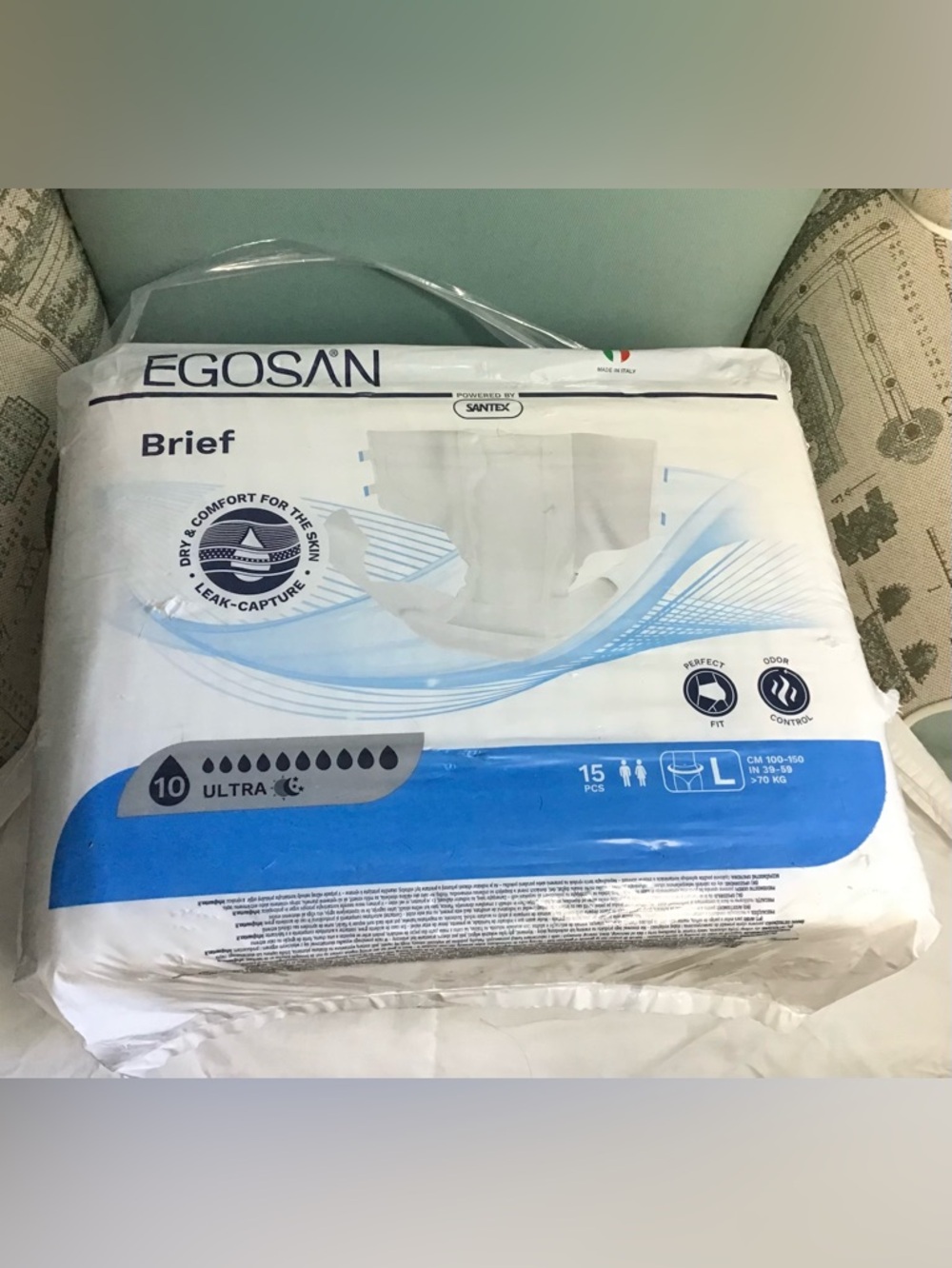 Egosan Disposable Adult Briefs - White 15 Odor Control Perfect fit Sz L Italy